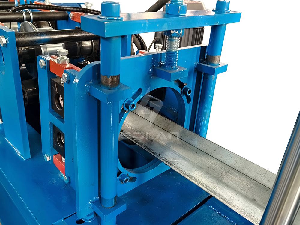 z purlin roll forming machine